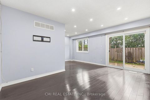 Photo 9 at 44 - 80 Dundalk Drive, Dorset Park, Toronto