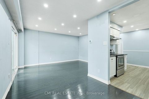 Photo 10 at 44 - 80 Dundalk Drive, Dorset Park, Toronto
