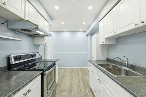 Photo 11 at 44 - 80 Dundalk Drive, Dorset Park, Toronto