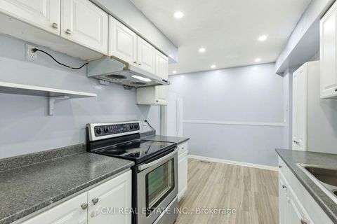 Photo 12 at 44 - 80 Dundalk Drive, Dorset Park, Toronto