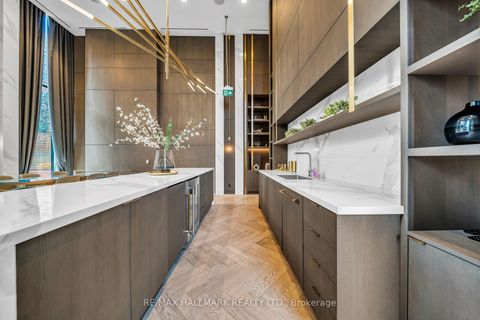 Photo 4 at 702 - 15 Holmes Avenue, Willowdale East, Toronto