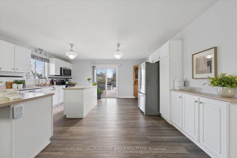 Photo 18 at 779 Sedore Avenue, Historic Lakeshore Communities, Georgina