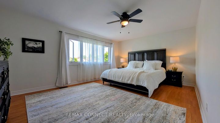 Photo 15 at 1706 Woodside Lane, Amberlea, Pickering