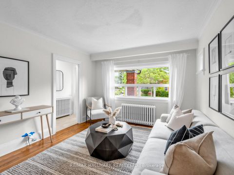 Photo 6 at 958 Greenwood Avenue, East York, Toronto