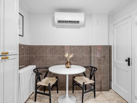 Photo 15 at 958 Greenwood Avenue, East York, Toronto