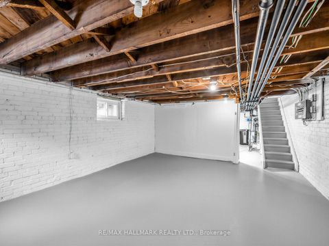 Photo 28 at 958 Greenwood Avenue, East York, Toronto