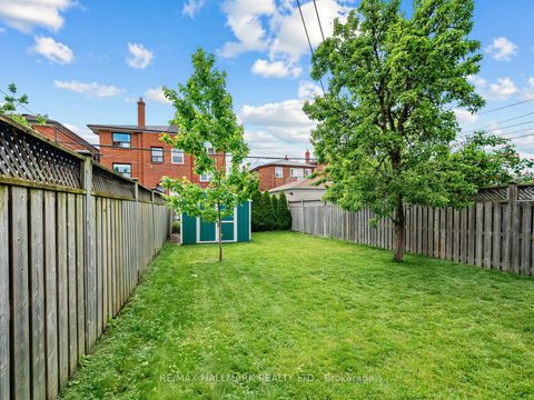 Photo 30 at 958 Greenwood Avenue, East York, Toronto