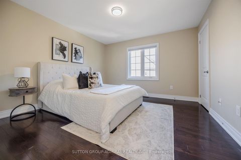 Photo 37 at 22 James Bowman Court, Nobleton, King