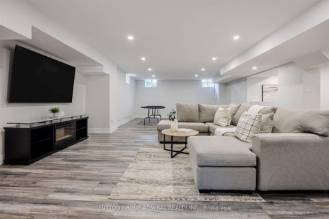Photo 39 at 22 James Bowman Court, Nobleton, King