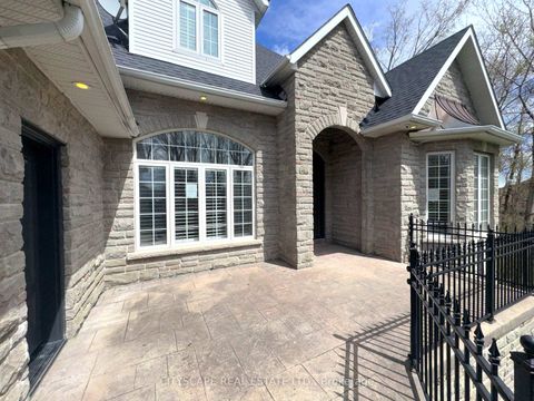 Photo 4 at 369 Coventry Hill Trail, Summerhill Estates, Newmarket