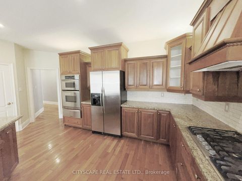 Photo 13 at 369 Coventry Hill Trail, Summerhill Estates, Newmarket