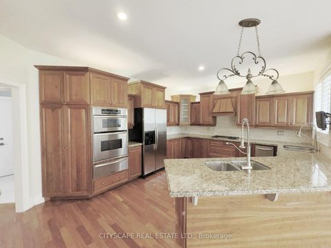 Photo 14 at 369 Coventry Hill Trail, Summerhill Estates, Newmarket