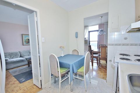 Photo 9 at 1707 - 1455 LAWRENCE Avenue W, Amesbury, Toronto