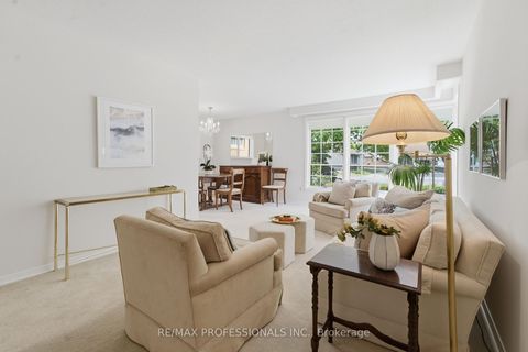 Photo 2 at 48 Wareside Road, Etobicoke West Mall, Toronto