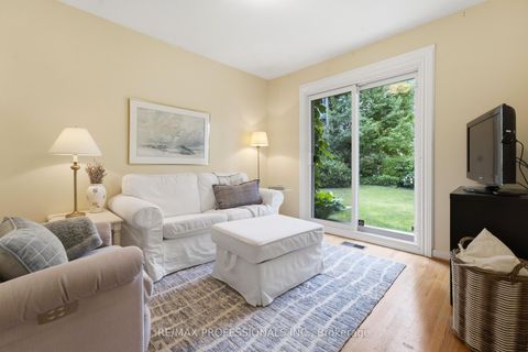Photo 28 at 48 Wareside Road, Etobicoke West Mall, Toronto