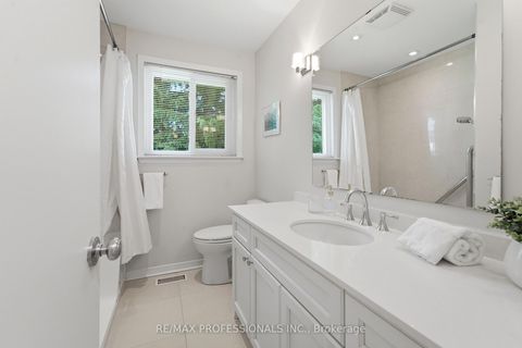 Photo 29 at 48 Wareside Road, Etobicoke West Mall, Toronto