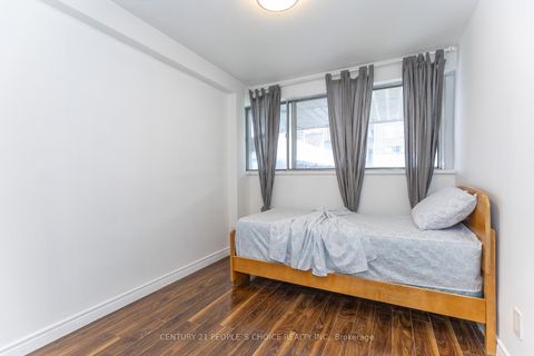 Photo 28 at 106 - 10 Eddystone Avenue N, Jane Heights, Toronto