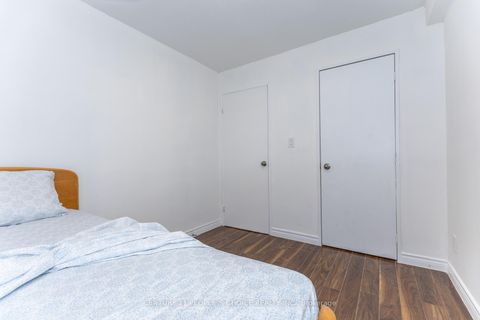 Photo 29 at 106 - 10 Eddystone Avenue N, Jane Heights, Toronto