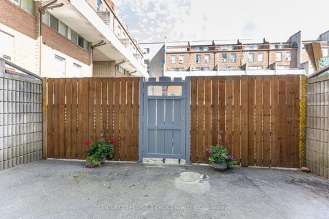 Photo 36 at 106 - 10 Eddystone Avenue N, Jane Heights, Toronto