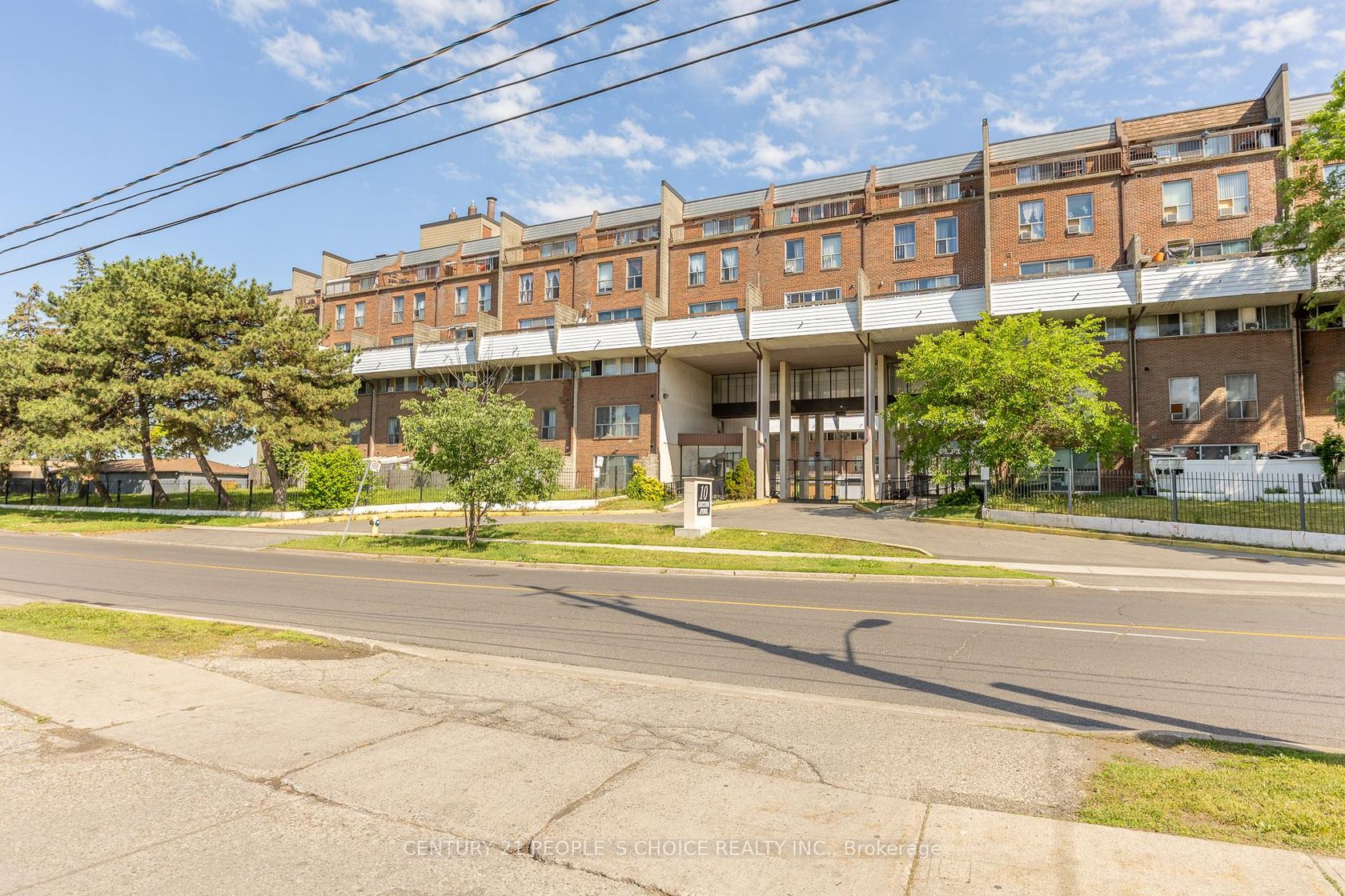 106 - 10 Eddystone Avenue N, Jane Heights, Toronto 