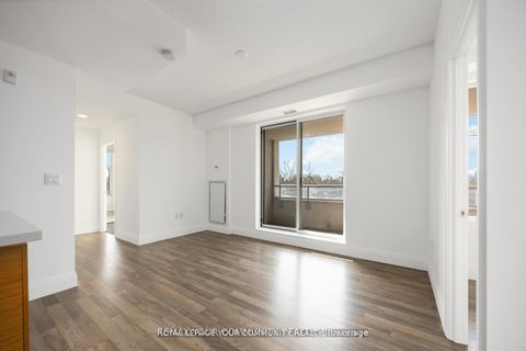 Photo 8 at 315 - 222 Finch Avenue W, Newtonbrook West, Toronto