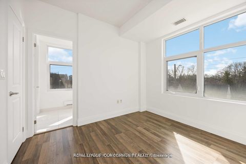 Photo 17 at 315 - 222 Finch Avenue W, Newtonbrook West, Toronto