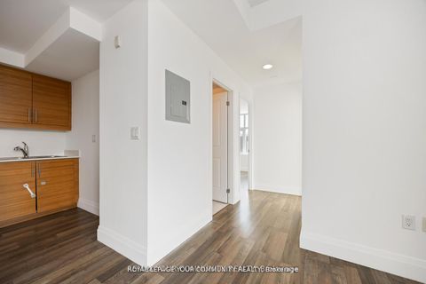 Photo 24 at 315 - 222 Finch Avenue W, Newtonbrook West, Toronto