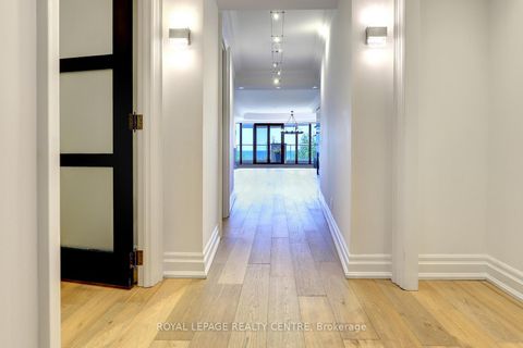 Photo 4 at 318 - 2095 Lake Shore Boulevard W, Mimico, Toronto