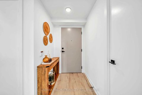 Photo 6 at 1703 - 327 King Street W, Waterfront Communities C1, Toronto