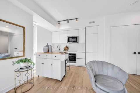 Photo 9 at 1703 - 327 King Street W, Waterfront Communities C1, Toronto