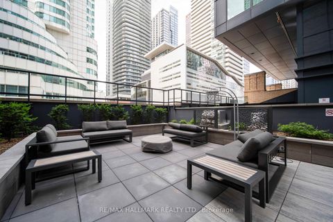 Photo 21 at 1703 - 327 King Street W, Waterfront Communities C1, Toronto
