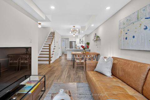 Photo 11 at 163 - 351 Wallace Avenue, Junction, Toronto