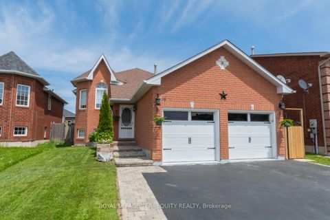 Photo 0 at 14 Hewitt Place, Georgian Drive, Barrie