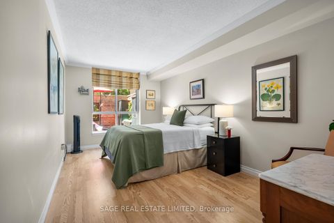 Photo 17 at 101 - 225 Davenport Road, Annex, Toronto