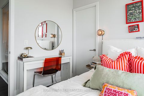 Photo 8 at Lph12 - 525 Adelaide Street W, Waterfront Communities C1, Toronto