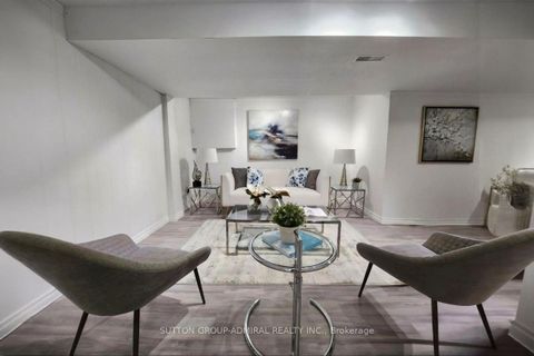 Photo 25 at 34 Kitsilano Crescent, North Richvale, Richmond Hill