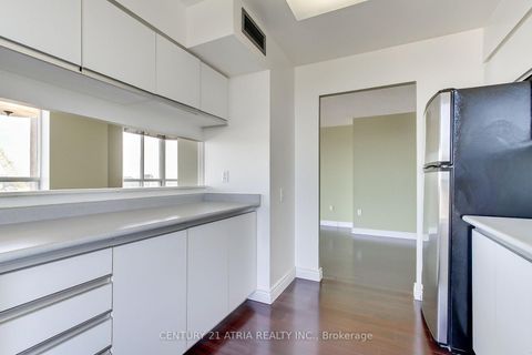 Photo 7 at 1604 - 21 Overlea Boulevard, Thorncliffe Park, Toronto
