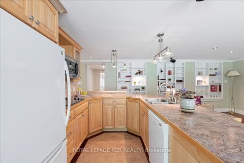 Photo 26 at 115 Beswick Drive, Central Newmarket, Newmarket