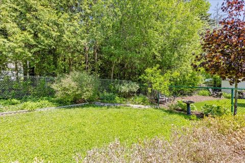 Photo 37 at 115 Beswick Drive, Central Newmarket, Newmarket
