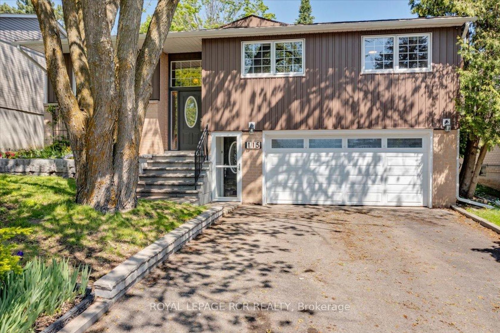 115 Beswick Drive, Central Newmarket, Newmarket photo number 2