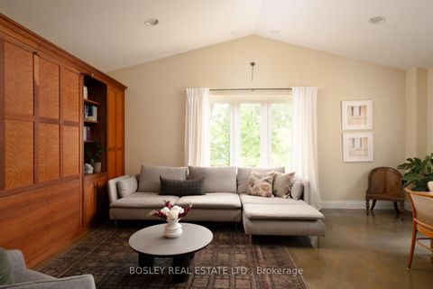 Photo 11 at 2 Roseneath Gardens, Oakwood Village, Toronto