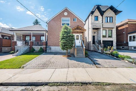 Photo 2 at 221 Belgravia Avenue, Belgravia, Toronto