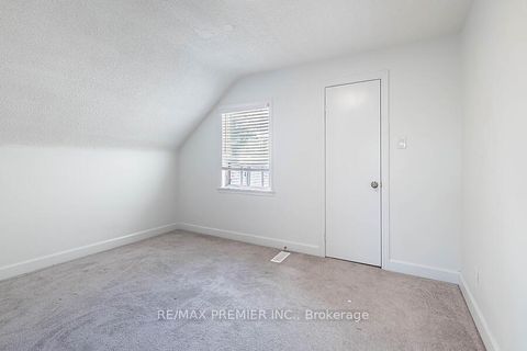 Photo 24 at 221 Belgravia Avenue, Belgravia, Toronto