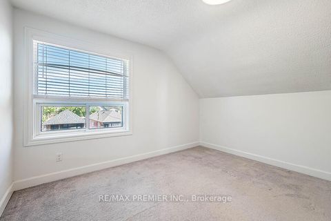 Photo 25 at 221 Belgravia Avenue, Belgravia, Toronto