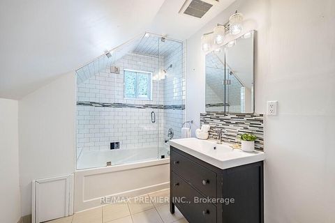 Photo 26 at 221 Belgravia Avenue, Belgravia, Toronto