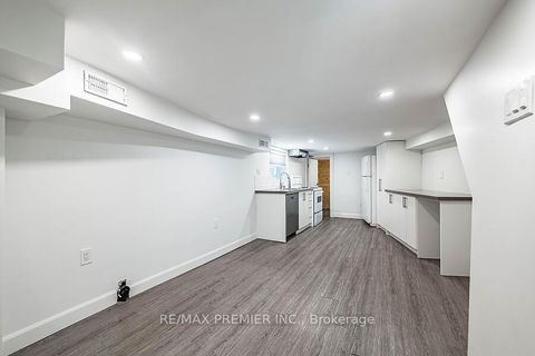 Photo 28 at 221 Belgravia Avenue, Belgravia, Toronto