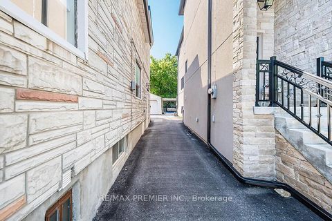 Photo 34 at 221 Belgravia Avenue, Belgravia, Toronto