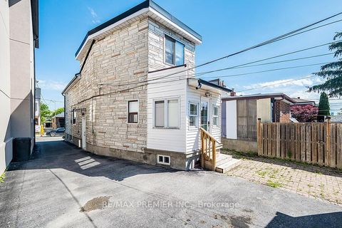 Photo 35 at 221 Belgravia Avenue, Belgravia, Toronto