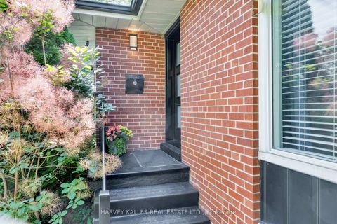Photo 3 at 49 Learmont Drive, Richview, Toronto