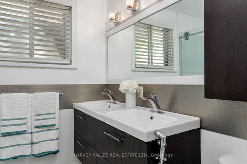Photo 19 at 49 Learmont Drive, Richview, Toronto